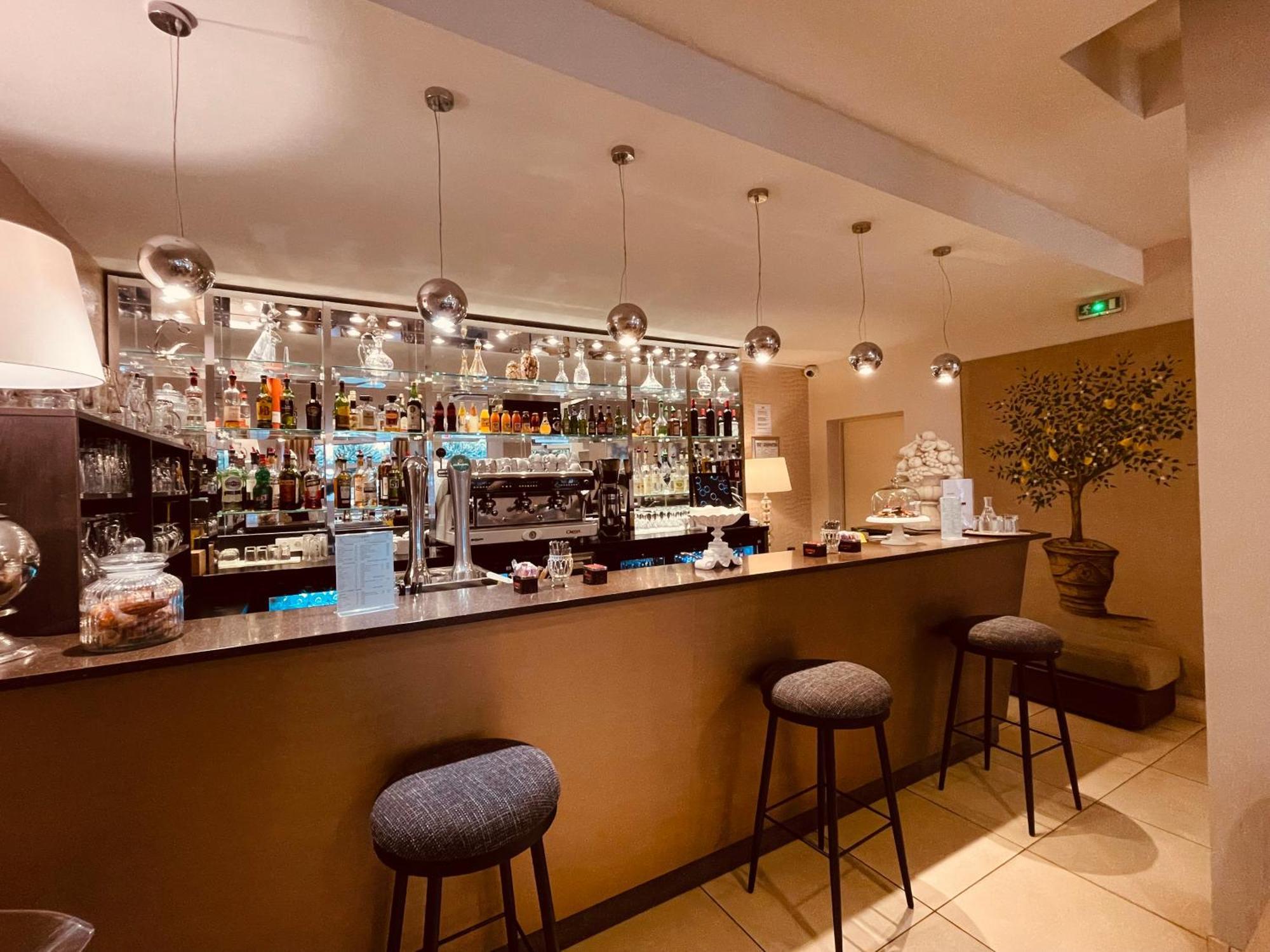 Hotel Miramont Lourdes Buitenkant foto